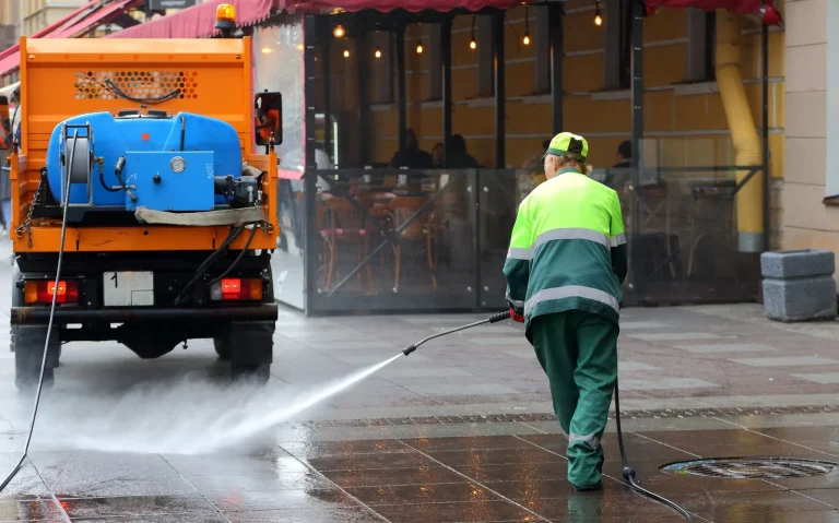How Clean Exteriors Help Your Business Attract More Customers